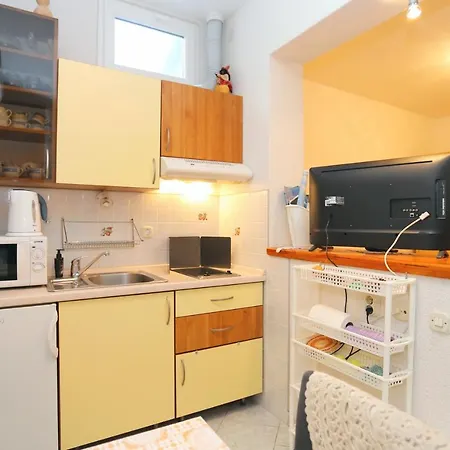 Apartment By The Sea Podgora, Makarska - 16476 Podgora
